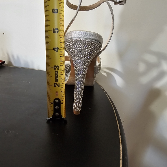 Delicacy Bonus-22 Rhinestone Heels Silver Size 8.5 Strappy - Picture 8 of 8